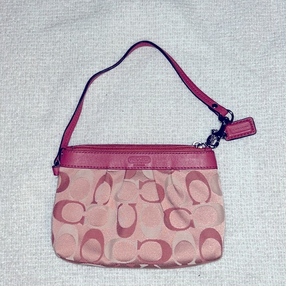 Coach Signature Opic Wristlet | Light Pink - Picture 1 of 3